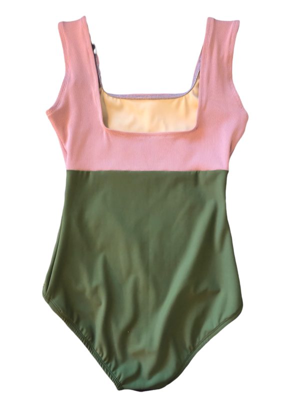 Elizabeth SA: ribbed pink and olive - Image 2